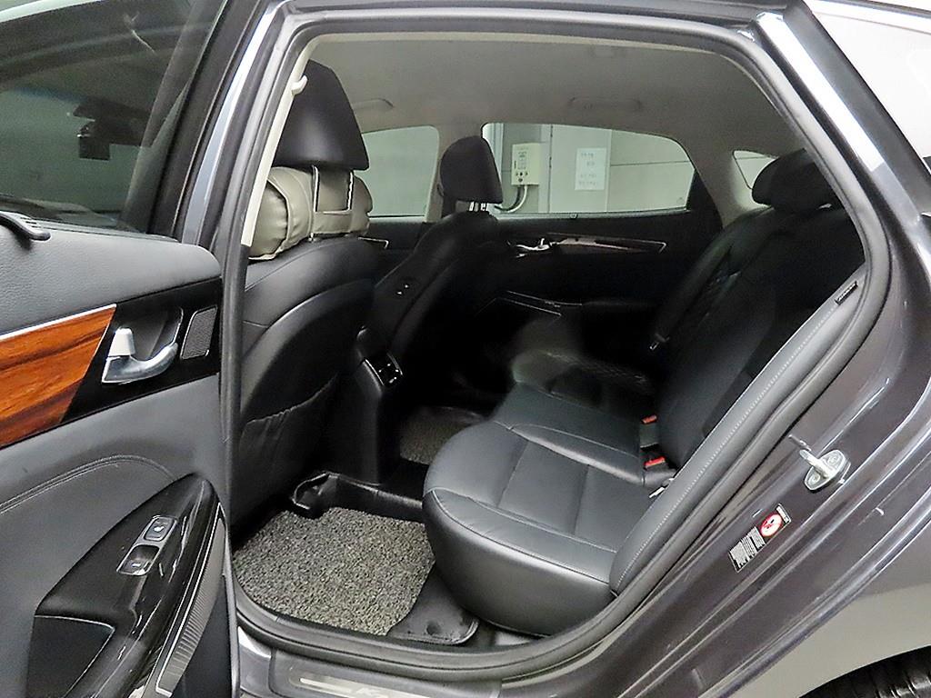 KIA K7 - Vista 6