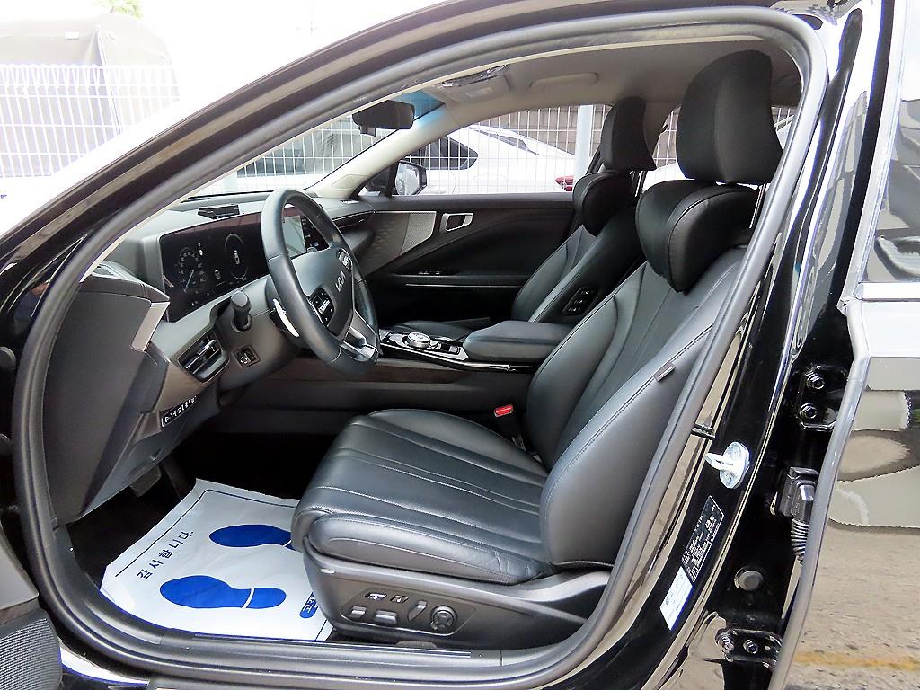 KIA K8 - Vista 5
