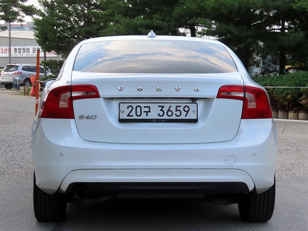 Volvo S60 - Vista 4