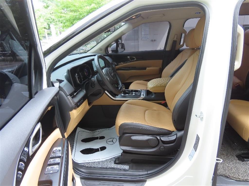 KIA Carnival 2023 Blanco - Importación desde Corea - HF Imports Iquique - Foto 13