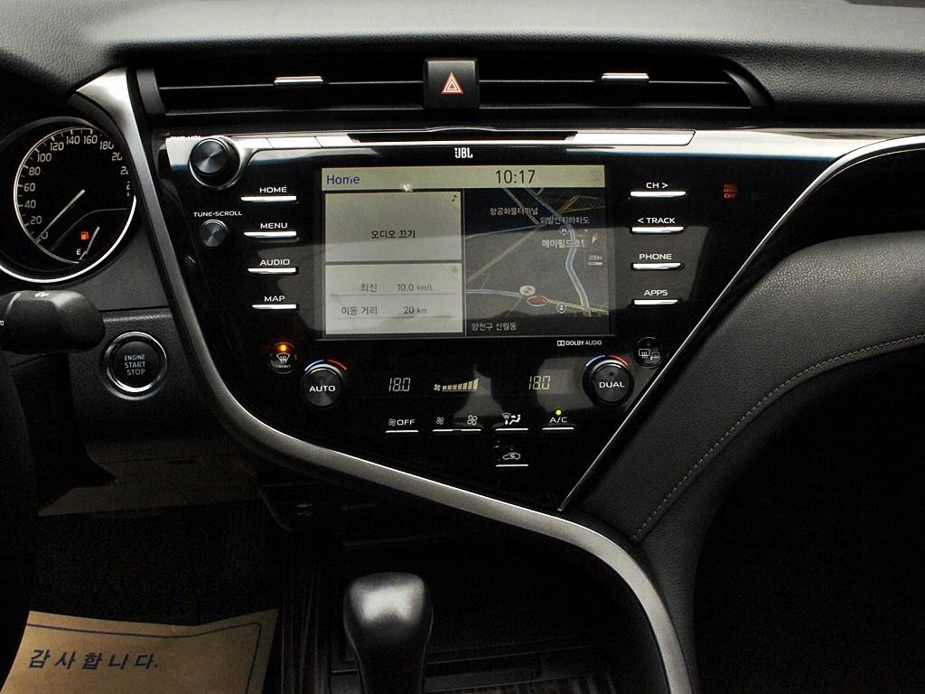 Toyota Camry - Vista 10
