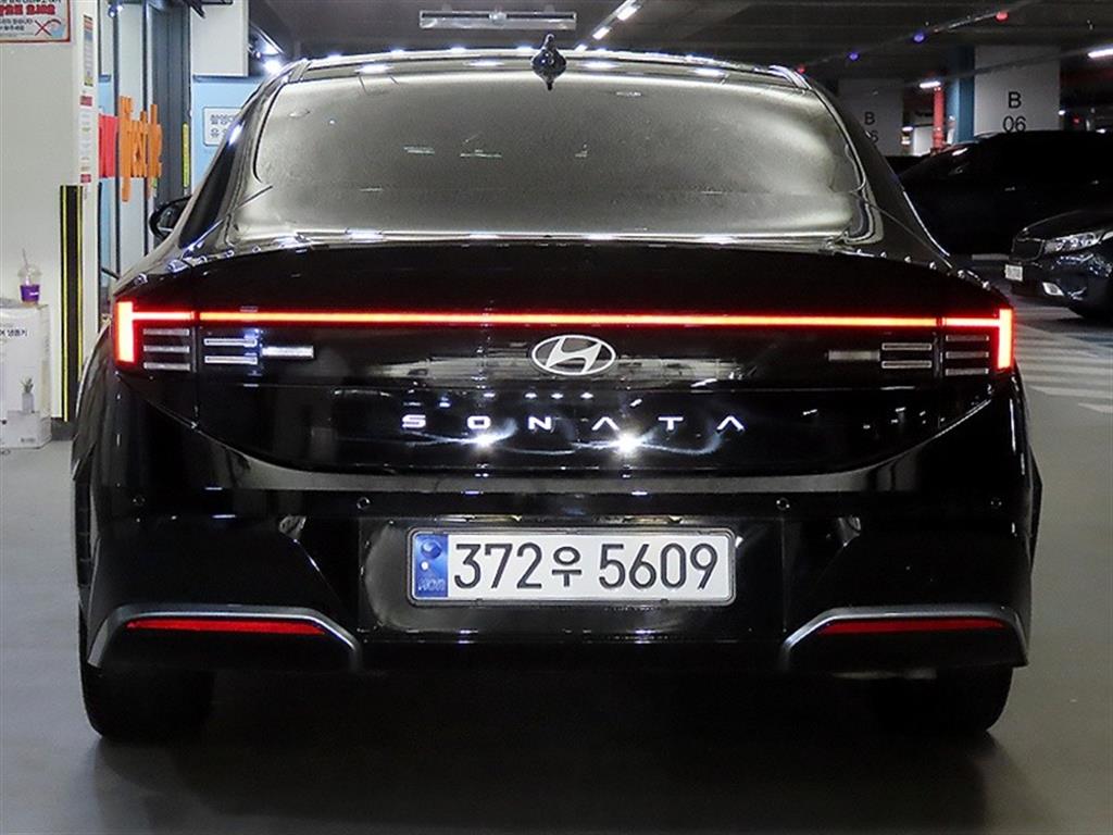 HYUNDAI Sonata - Vista 5