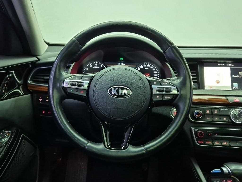 KIA K7 - Vista 9