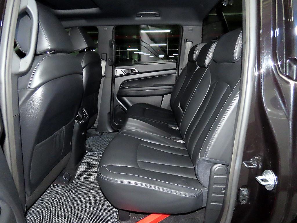 Ssangyong Rexton - Vista 7