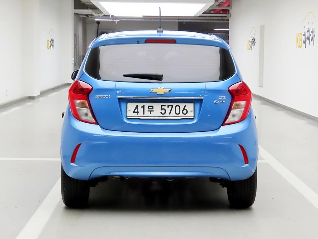 Chevrolet Spark - Vista 3