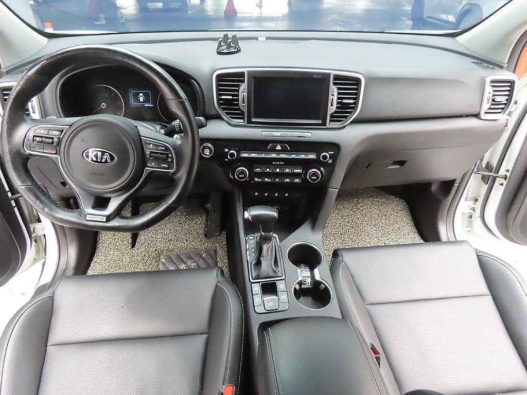KIA Sportage - Vista 11