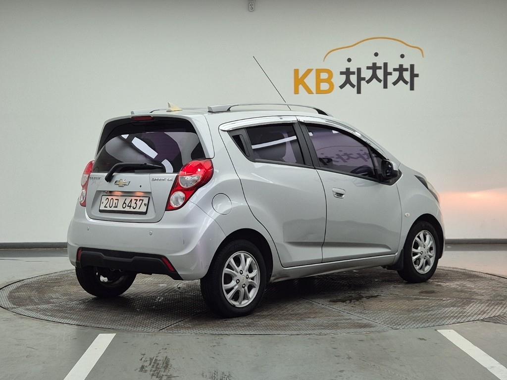 Chevrolet Spark - Vista 4