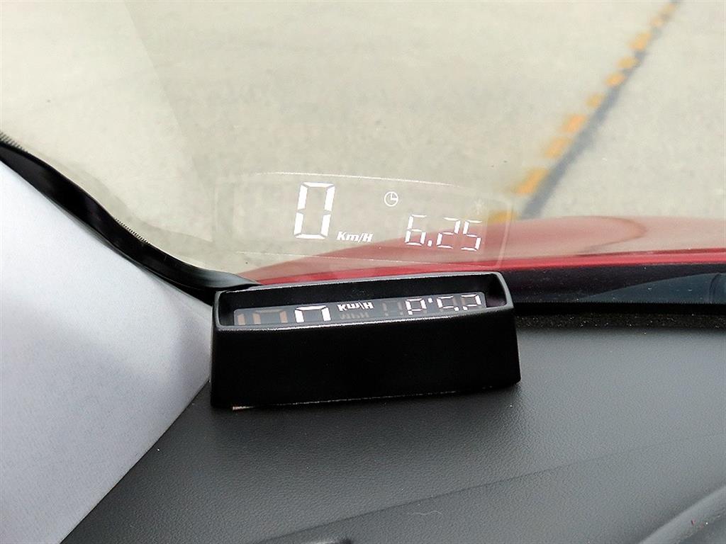 HYUNDAI Avante - Vista 10