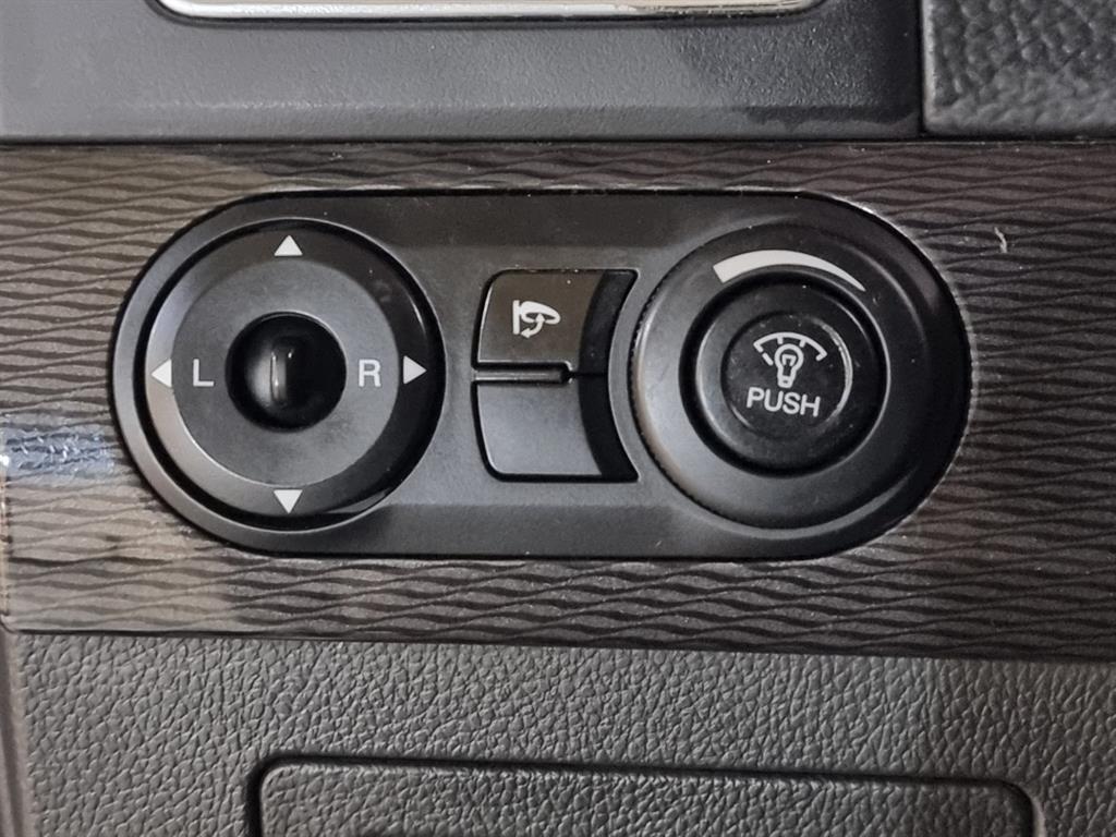 Chevrolet Captiva 2015 Blanco - Importación desde Corea - HF Imports Iquique - Foto 14