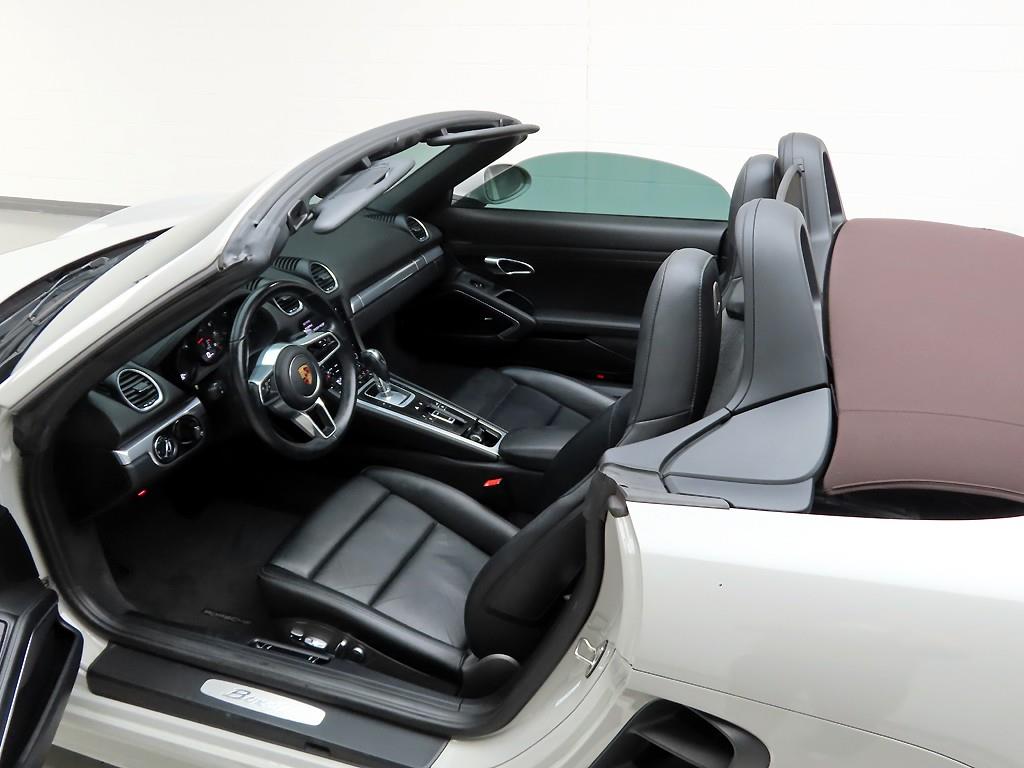 Porsche 718 - Vista 5