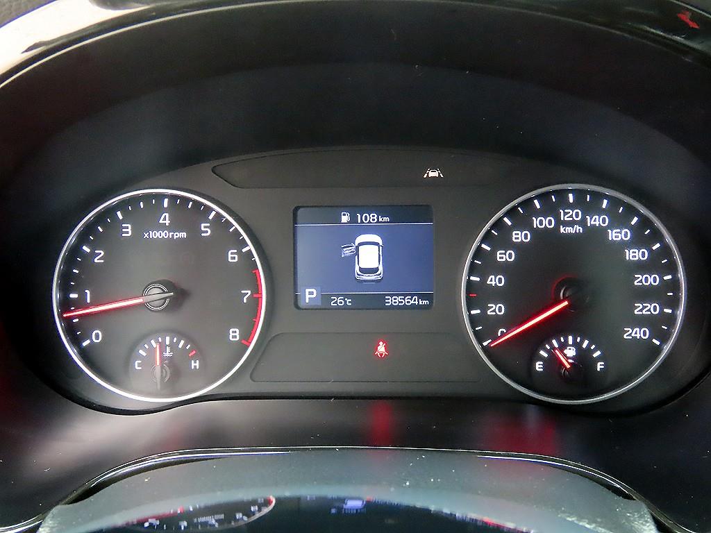 KIA Seltos - Vista 9