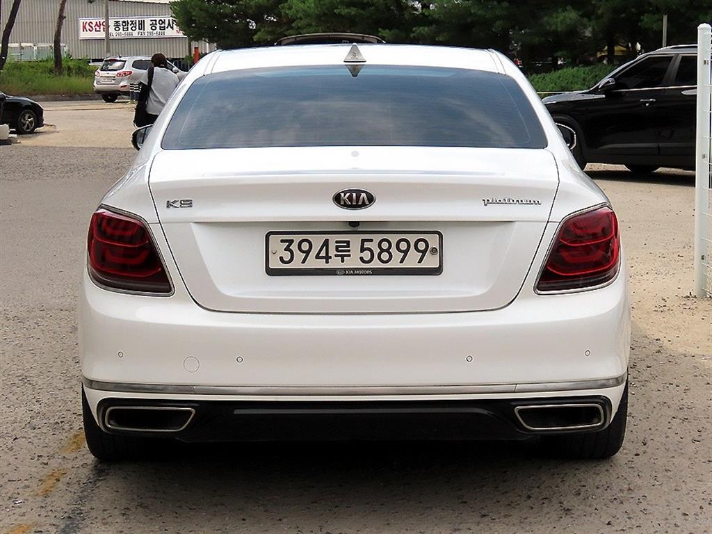 KIA K9 - Vista 4