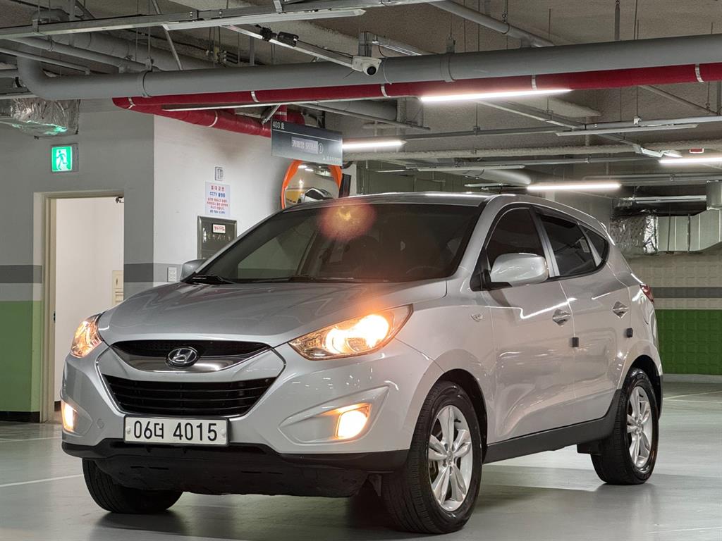 HYUNDAI Tucson 2010 Plateado - Importación desde Corea - HF Imports Iquique - Foto 1
