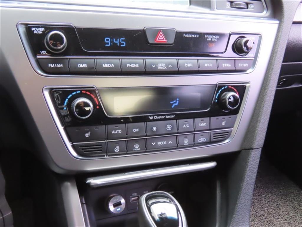 HYUNDAI Sonata - Vista 7