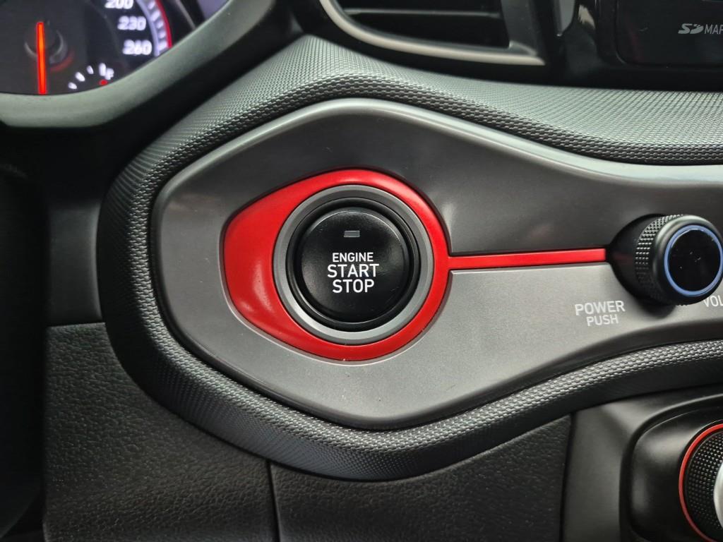 HYUNDAI Veloster 2020 Gris - Importación desde Corea - HF Imports Iquique - Foto 18