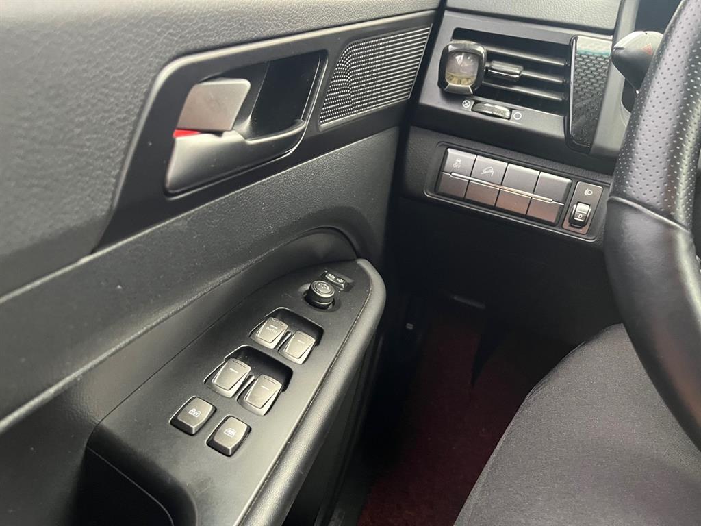 Ssangyong Rexton - Vista 7