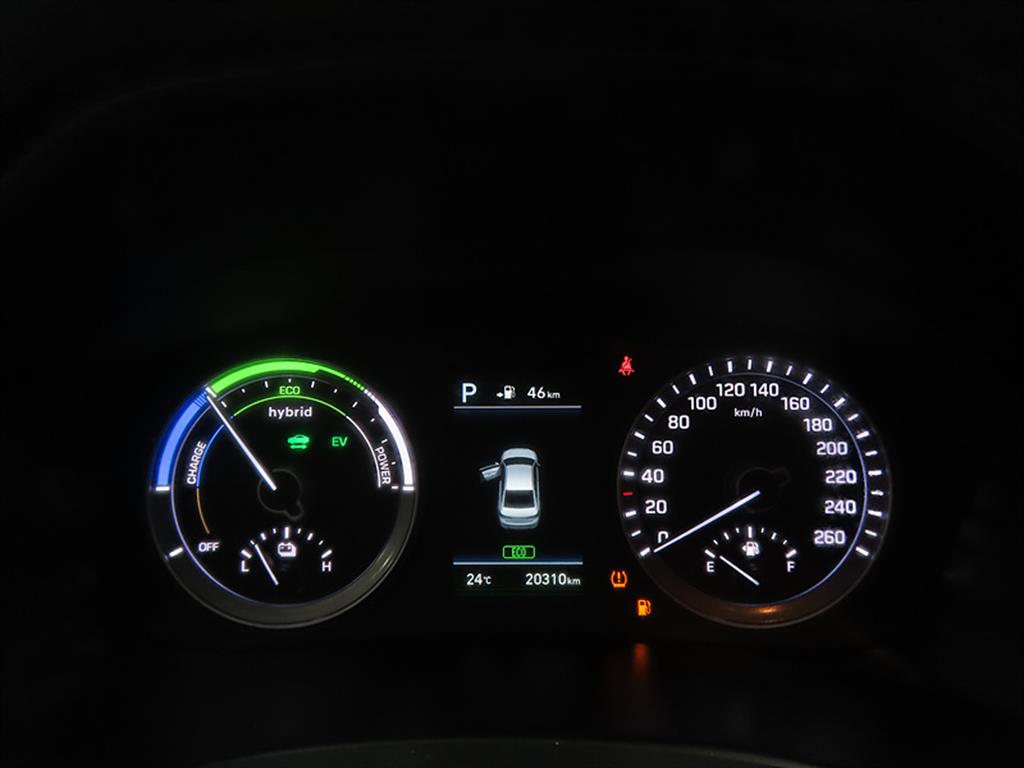 HYUNDAI Sonata - Vista 8