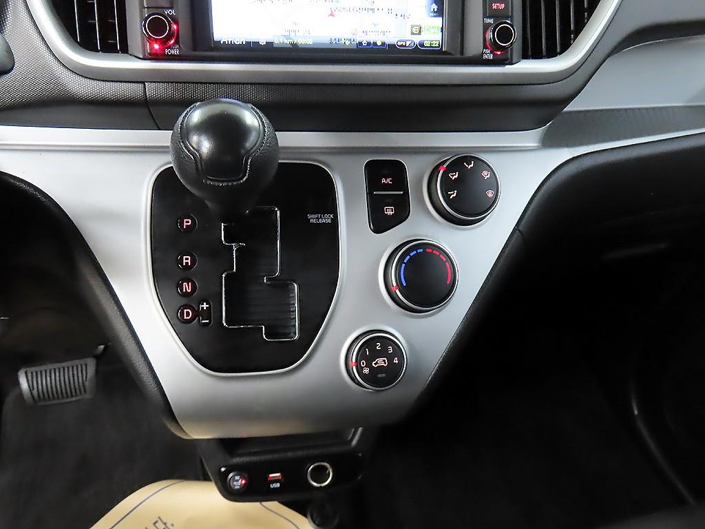 KIA Ray - Vista 10