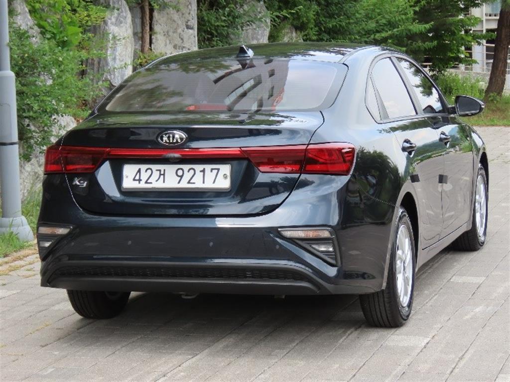 KIA K3 - Vista 3