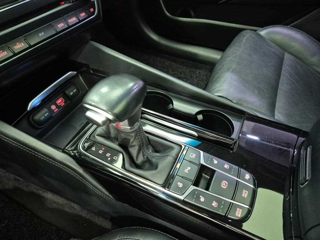 KIA K7 - Vista 8