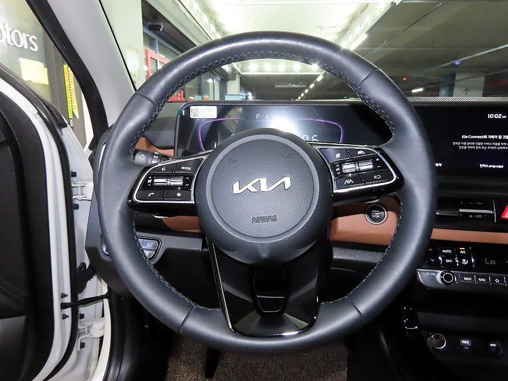 KIA Seltos - Vista 8