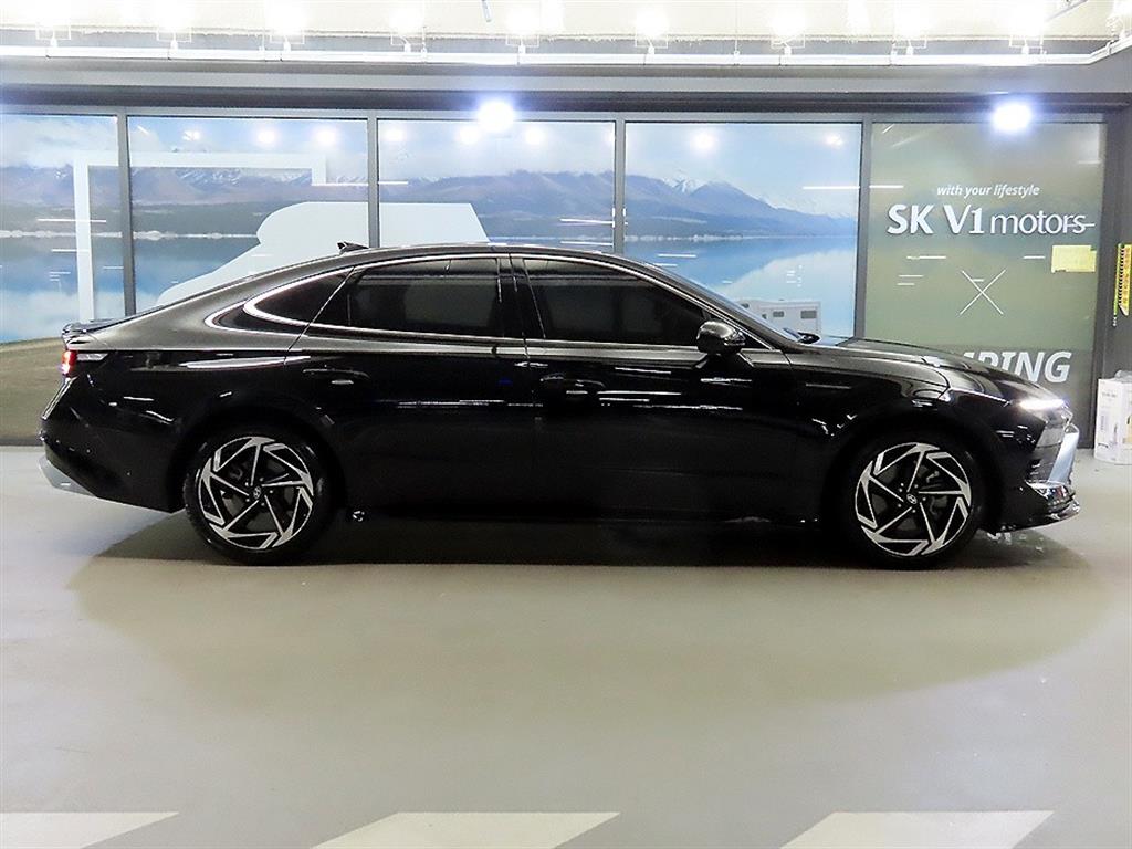 HYUNDAI Sonata - Vista 3