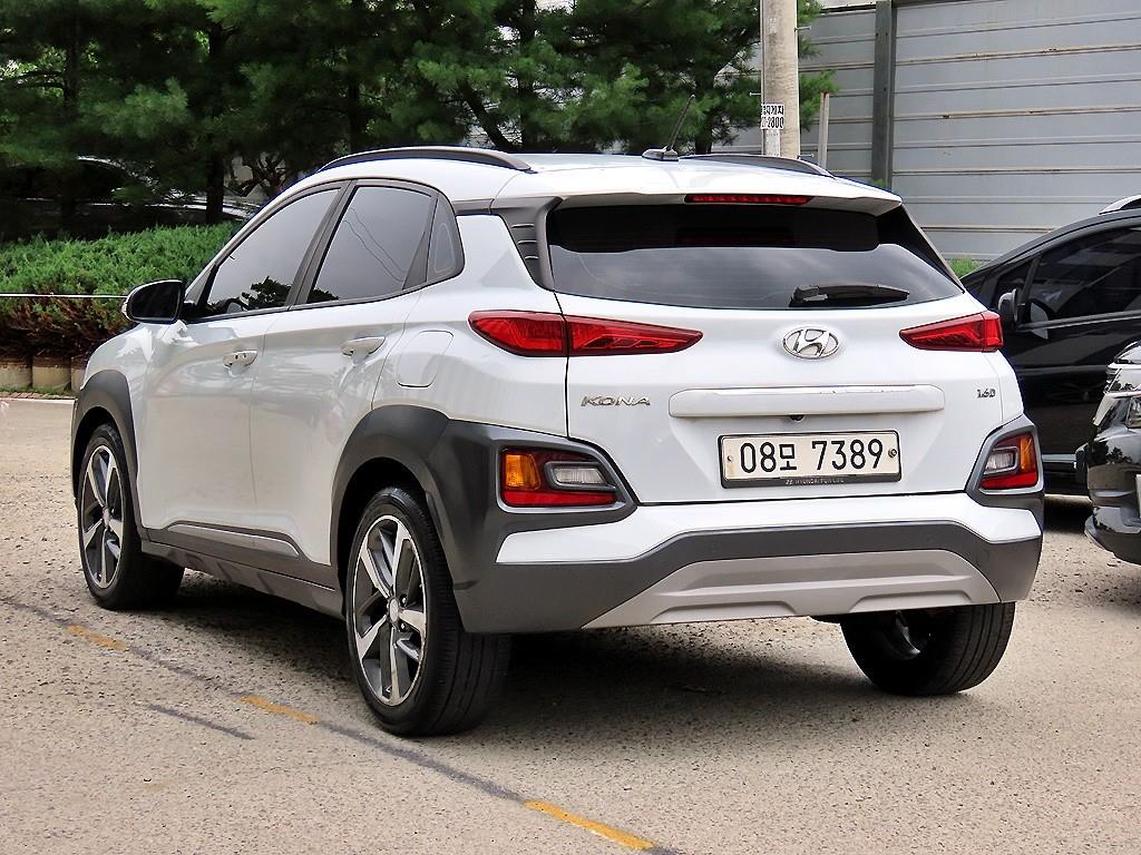 HYUNDAI Kona - Vista 3