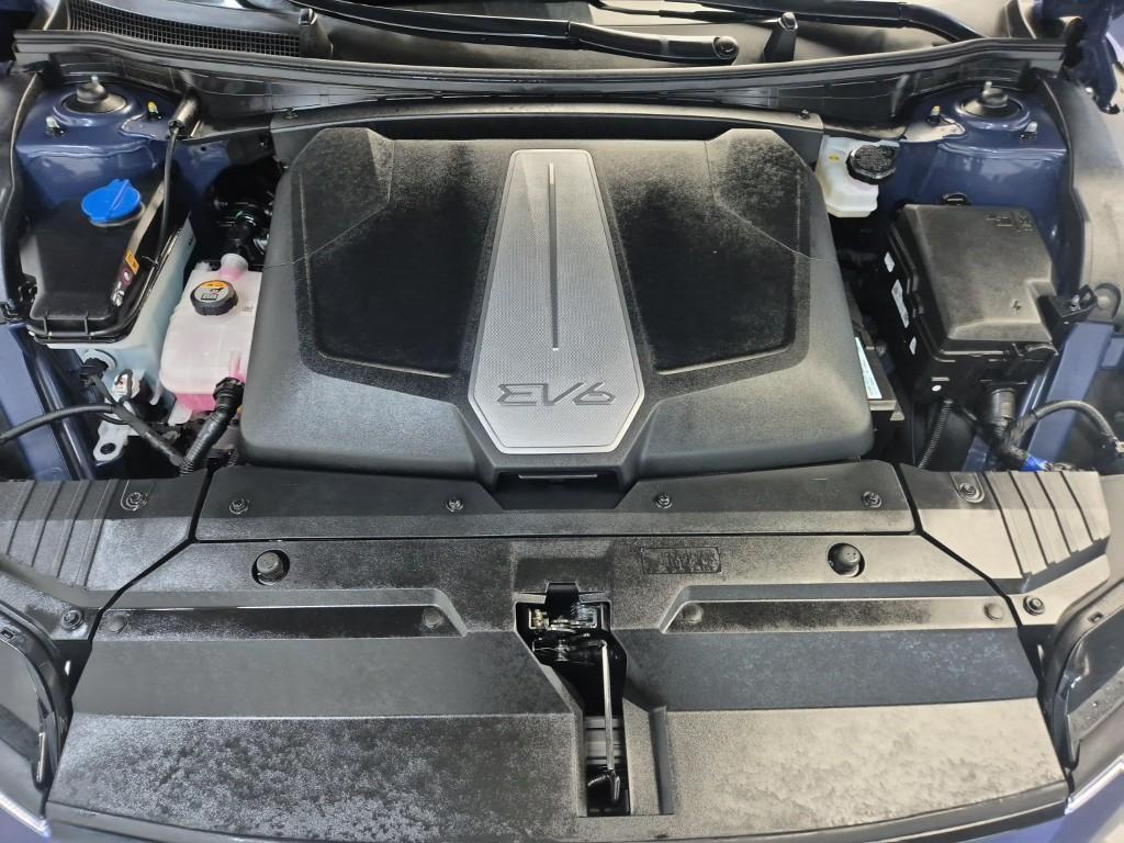KIA EV6 - Vista 5