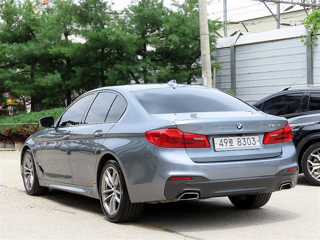 BMW 5 Series - Vista 3
