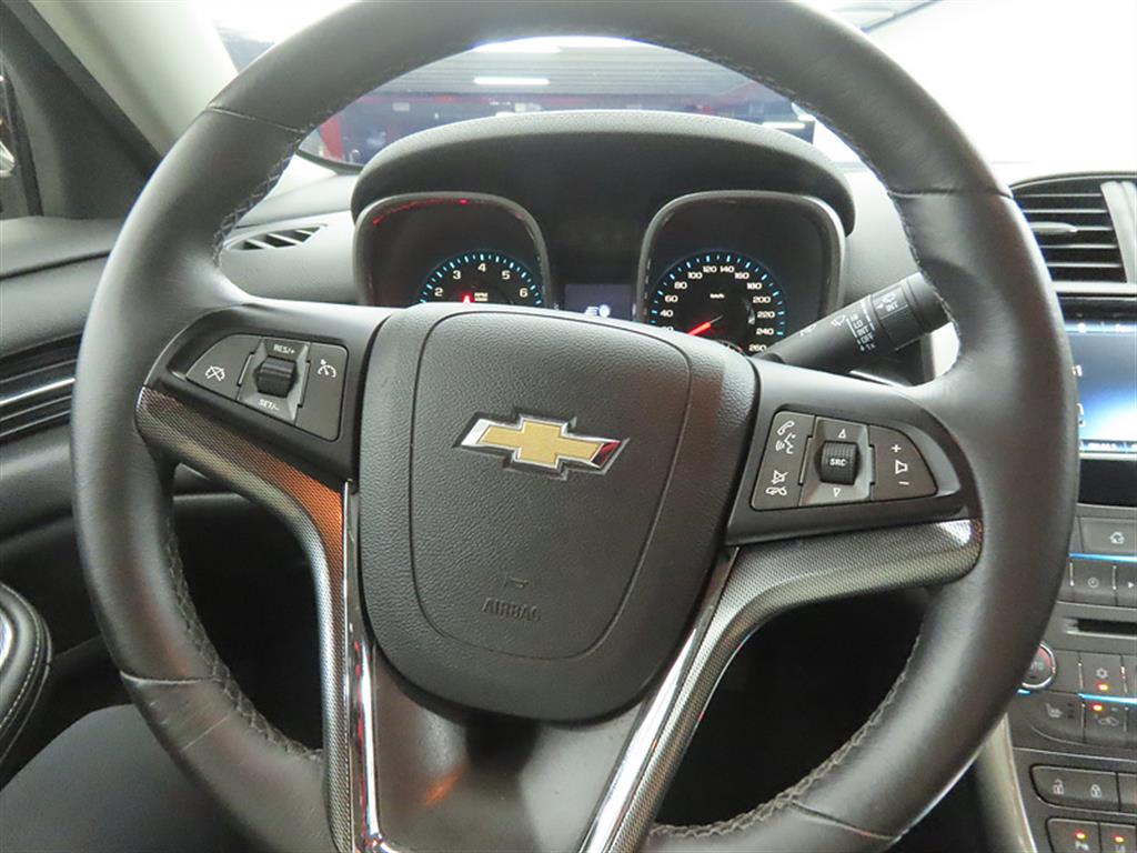 Chevrolet Malibu - Vista 8