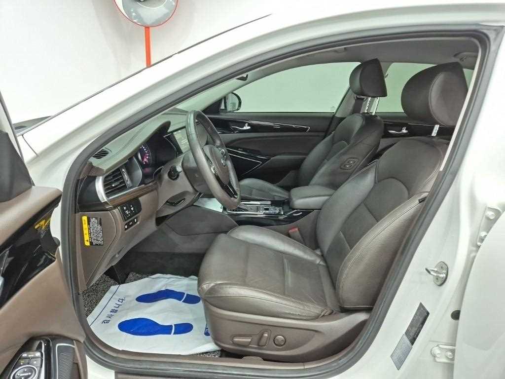 KIA K7 - Vista 11