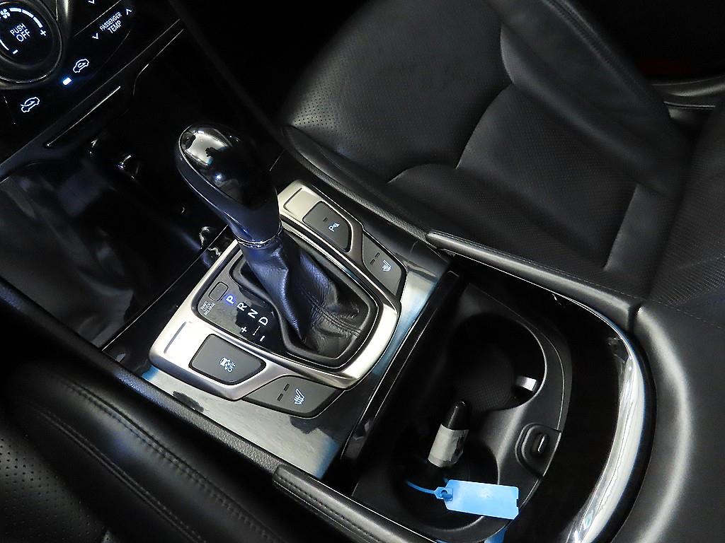 HYUNDAI Grandeur - Vista 12