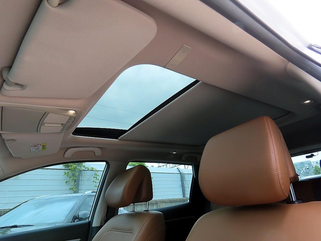 SAMSUNG QM6 2021 Blanco - Importación desde Corea - HF Imports Iquique - Foto 18