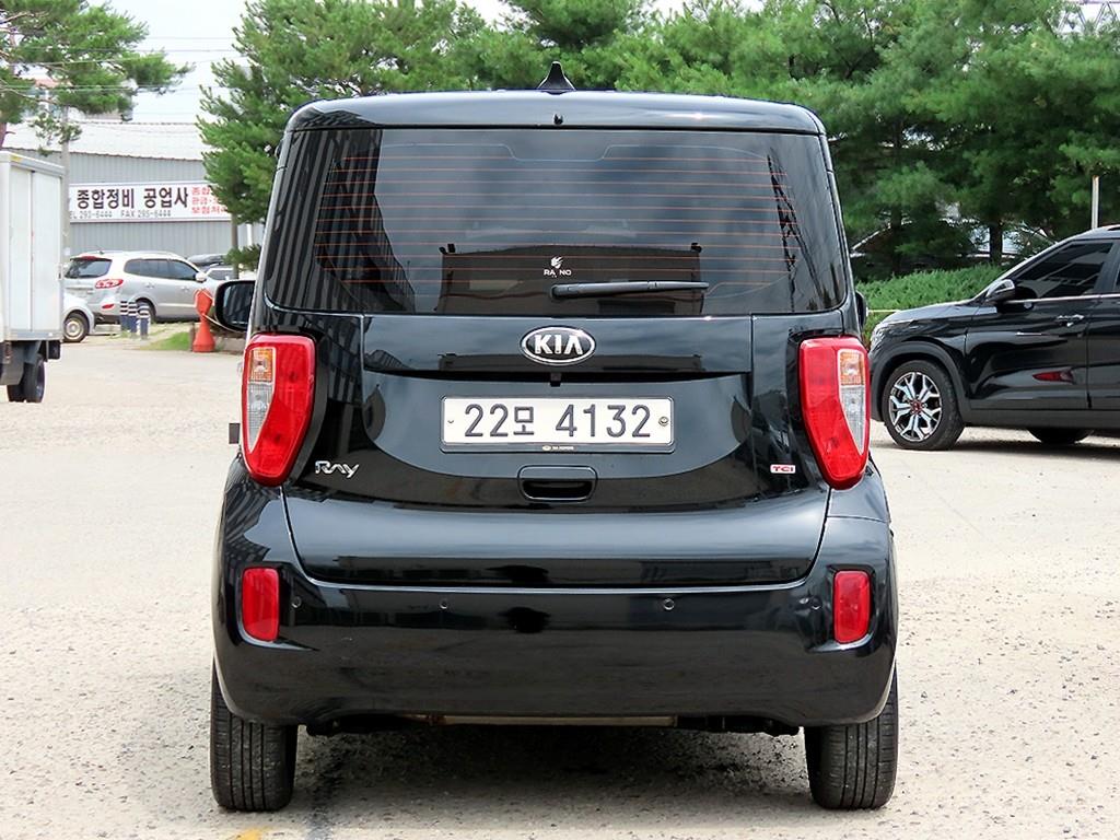 KIA Ray - Vista 4