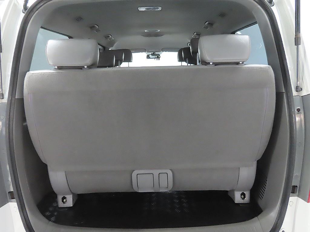 HYUNDAI Starex - Vista 8