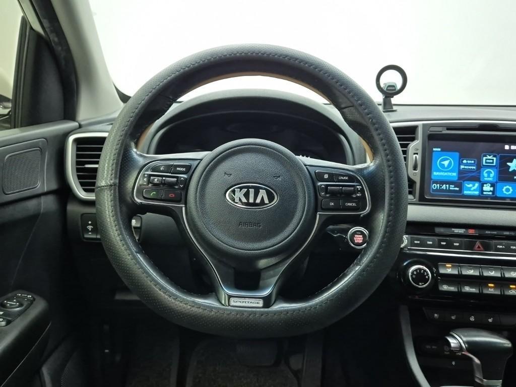 KIA Sportage - Vista 8