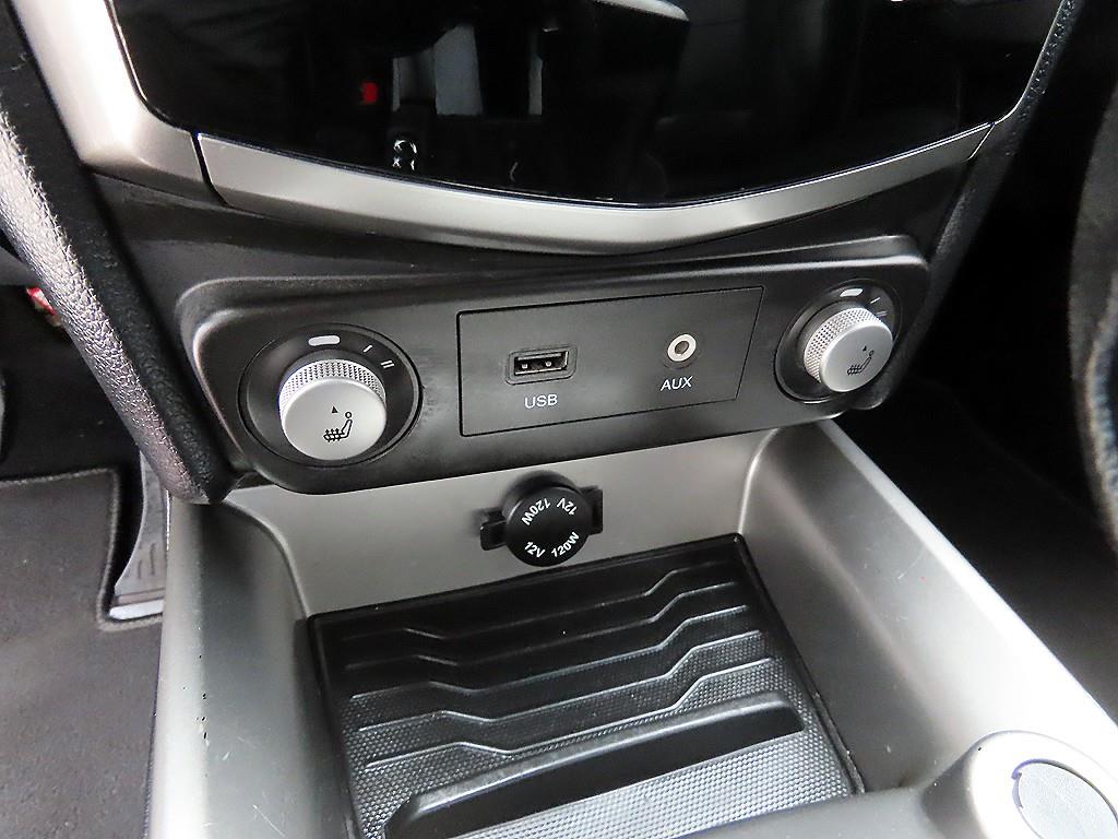 Ssangyong Tivoli 2017 Blanco - Importación desde Corea - HF Imports Iquique - Foto 13