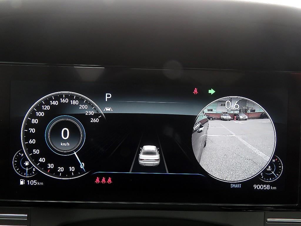HYUNDAI Grandeur - Vista 11