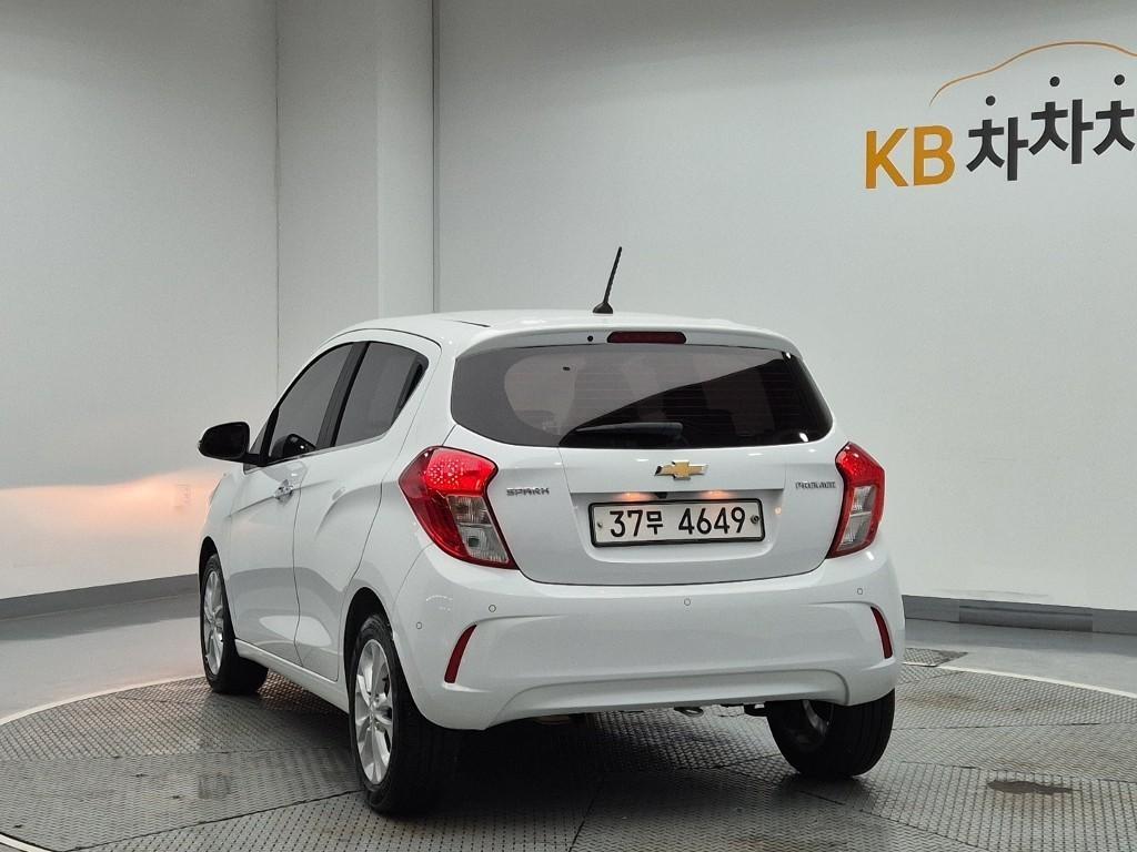 Chevrolet Spark - Vista 2