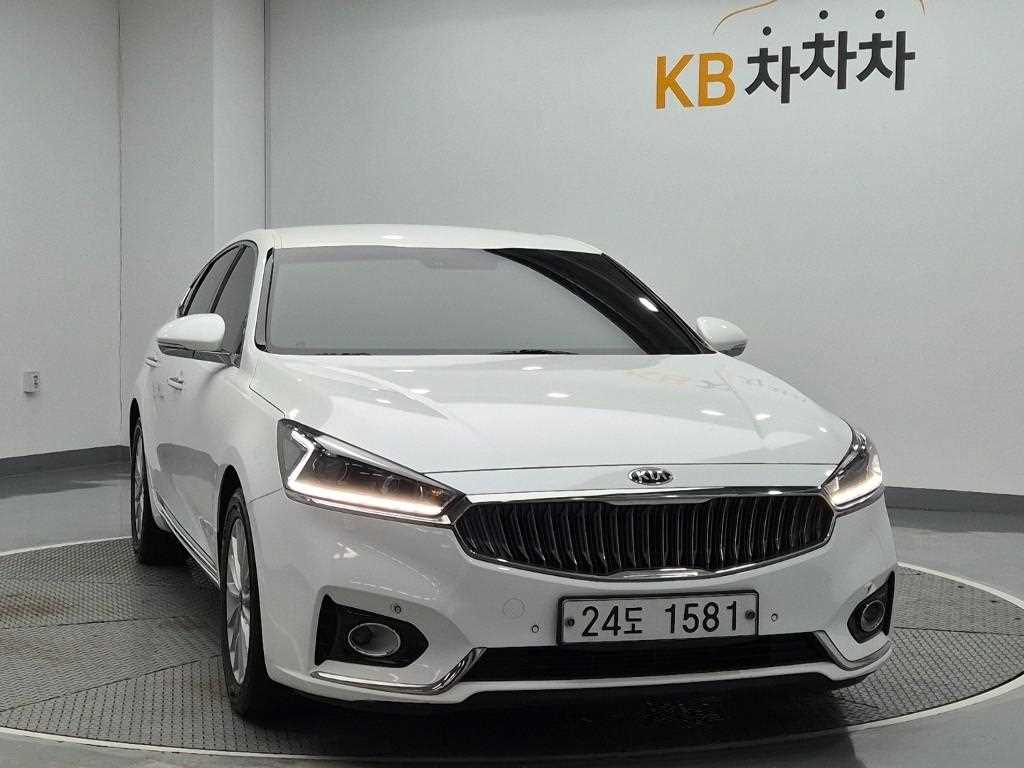 KIA K7 - Vista 4