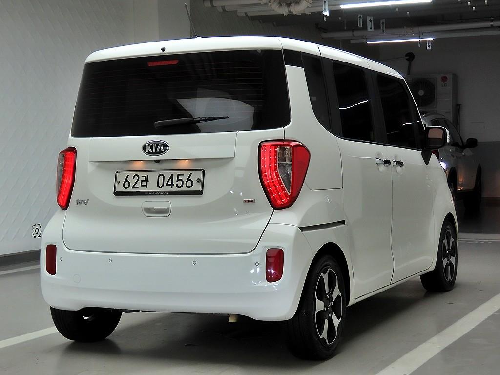 KIA Ray - Vista 4