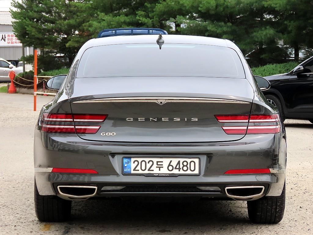 Genesis G80 - Vista 4
