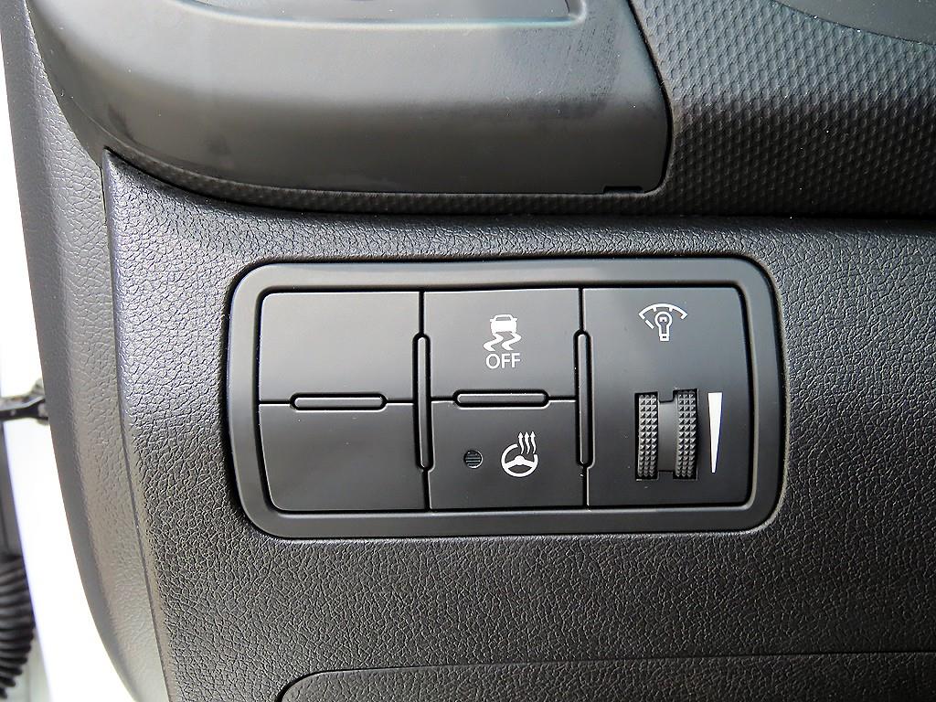 HYUNDAI Accent - Vista 12