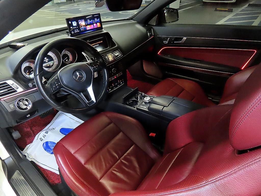 Mercedes Benz E class - Vista 12