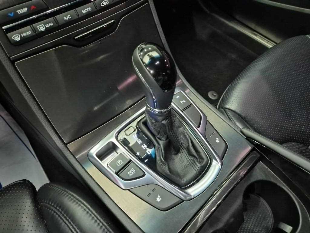 HYUNDAI Grandeur - Vista 8