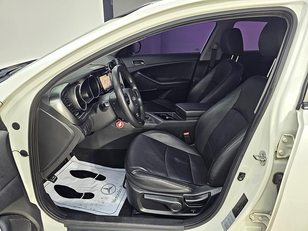 KIA K5 - Vista 8