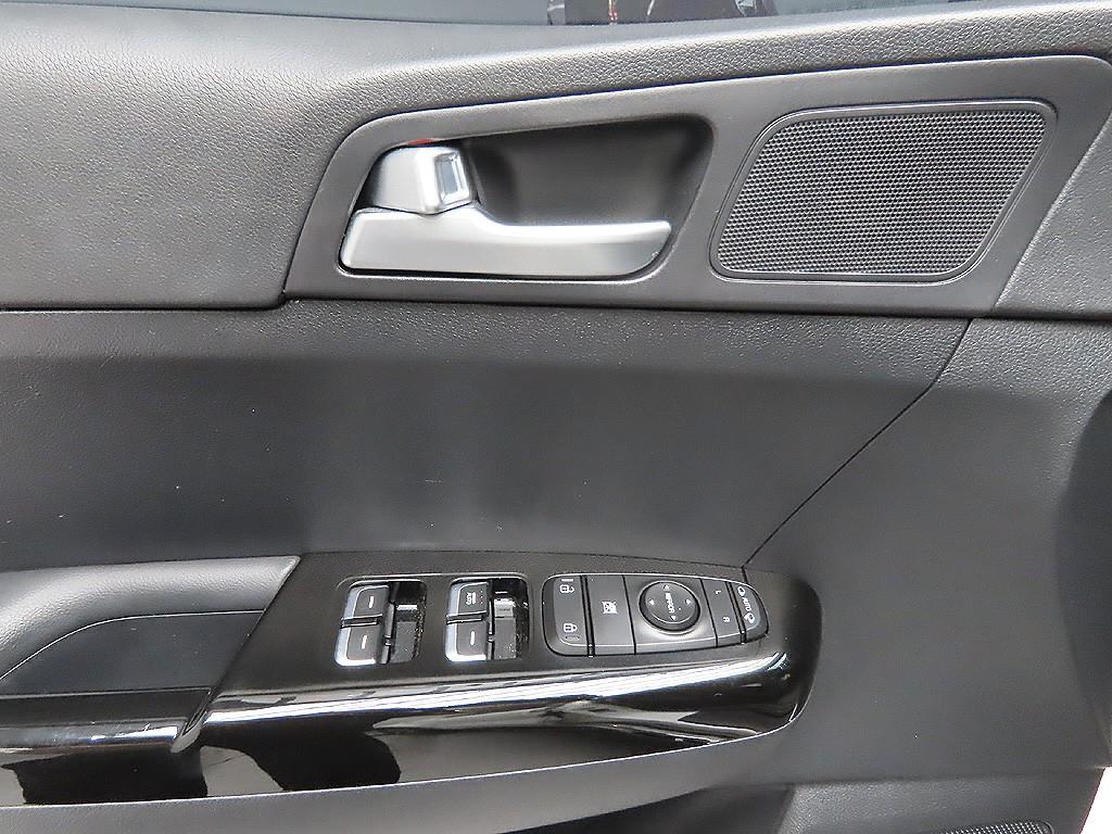 KIA Sportage 2018 Blanco - Importación desde Corea - HF Imports Iquique - Foto 13