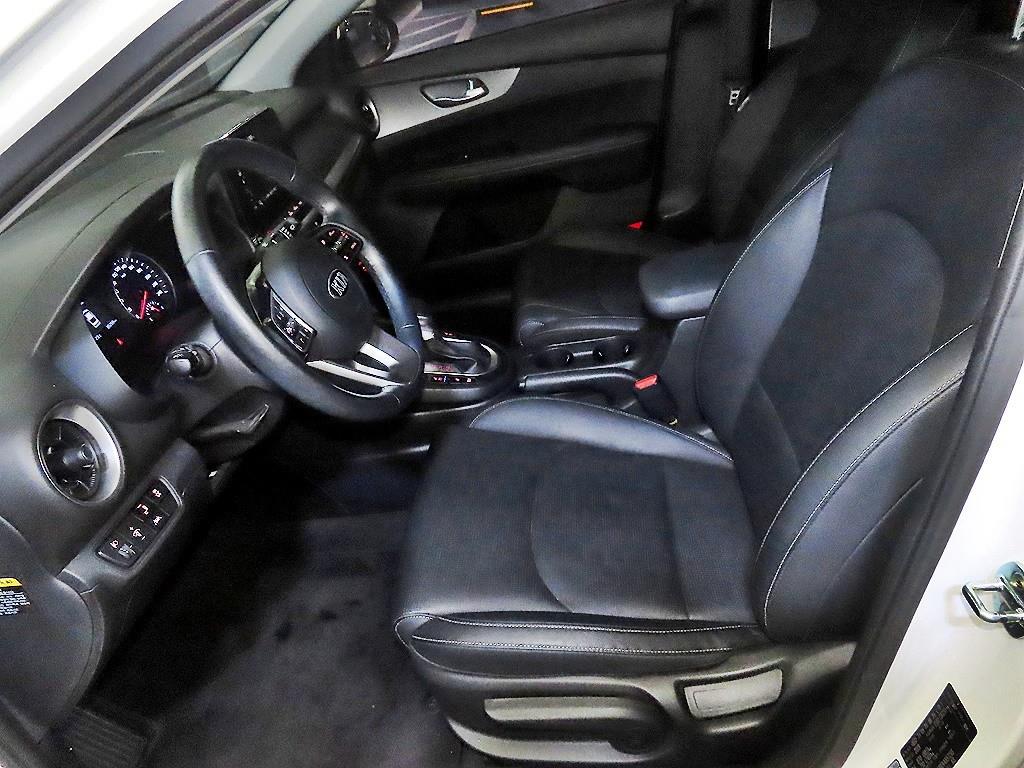 KIA K3 - Vista 6