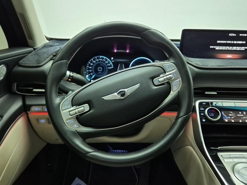 Genesis GV80 - Vista 9