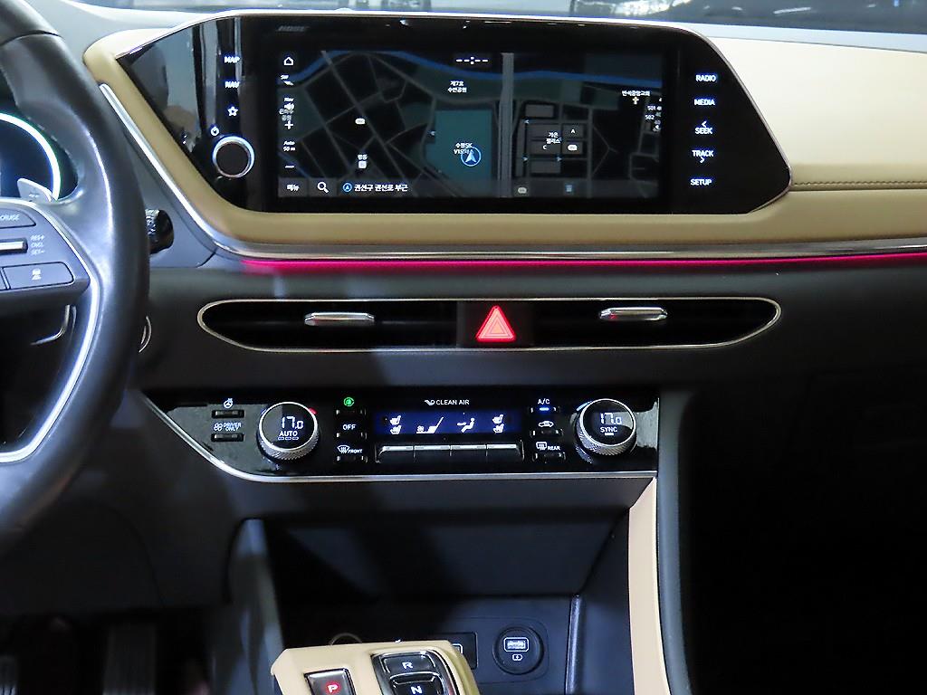 HYUNDAI Sonata - Vista 11
